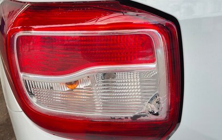 Renault Logan II, 2019 год, 1 050 000 рублей, 10 фотография