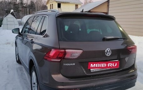 Volkswagen Tiguan II, 2017 год, 1 800 000 рублей, 4 фотография