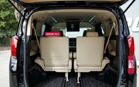 Toyota Alphard III, 2018 год, 4 999 000 рублей, 30 фотография