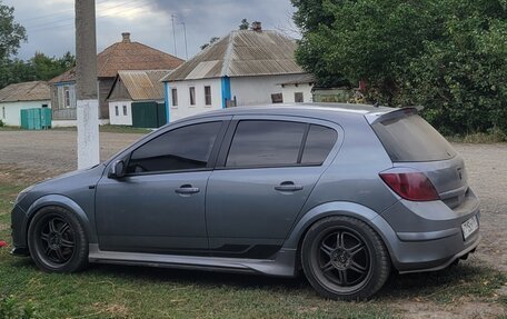 Opel Astra H, 2005 год, 385 000 рублей, 2 фотография