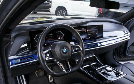 BMW 7 серия, 2024 год, 14 800 000 рублей, 38 фотография