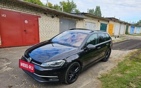 Volkswagen Golf VII, 2017 год, 1 360 000 рублей, 2 фотография