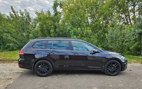 Volkswagen Golf VII, 2017 год, 1 360 000 рублей, 7 фотография