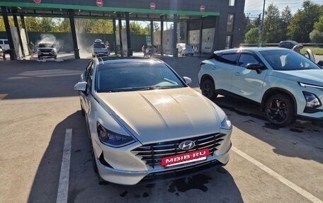 Hyundai Sonata VIII, 2020 год, 2 600 000 рублей, 2 фотография