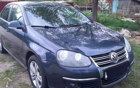 Volkswagen Jetta VI, 2008 год, 430 000 рублей, 1 фотография