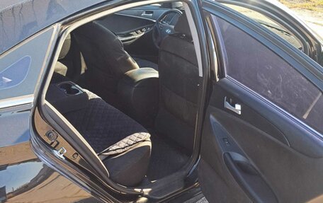 Hyundai Sonata VI, 2011 год, 520 000 рублей, 12 фотография