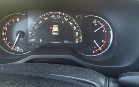 Toyota RAV4, 2019 год, 2 700 000 рублей, 2 фотография