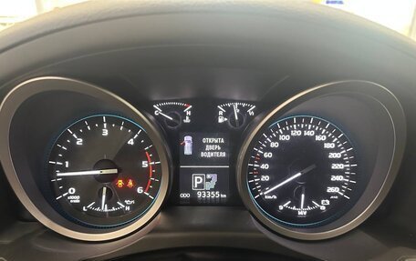 Toyota Land Cruiser 200, 2012 год, 4 800 000 рублей, 6 фотография