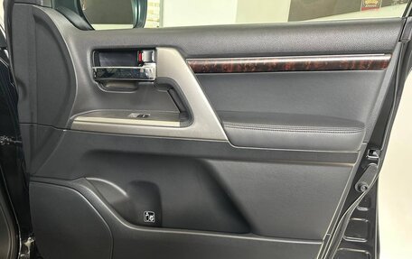 Toyota Land Cruiser 200, 2012 год, 4 800 000 рублей, 29 фотография