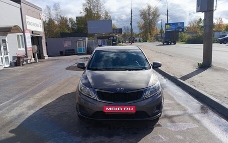 KIA Rio III рестайлинг, 2013 год, 800 000 рублей, 1 фотография