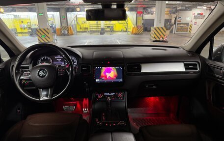 Volkswagen Touareg III, 2011 год, 1 650 000 рублей, 15 фотография