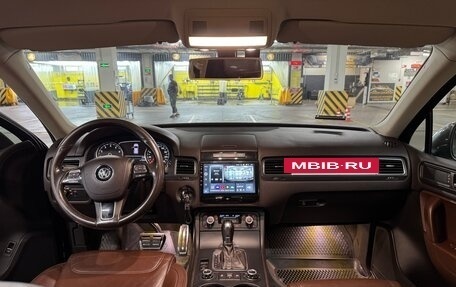 Volkswagen Touareg III, 2011 год, 1 650 000 рублей, 11 фотография