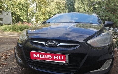 Hyundai Solaris II рестайлинг, 2012 год, 780 000 рублей, 7 фотография