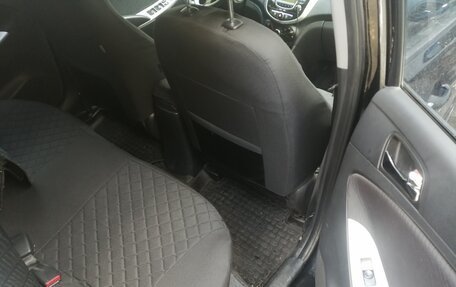 Hyundai Solaris II рестайлинг, 2012 год, 780 000 рублей, 14 фотография