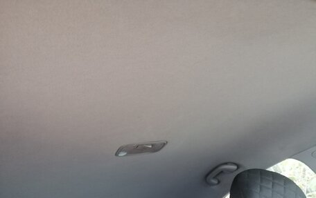 Hyundai Solaris II рестайлинг, 2012 год, 780 000 рублей, 19 фотография