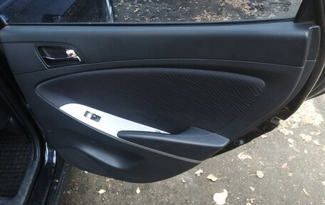 Hyundai Solaris II рестайлинг, 2012 год, 780 000 рублей, 26 фотография