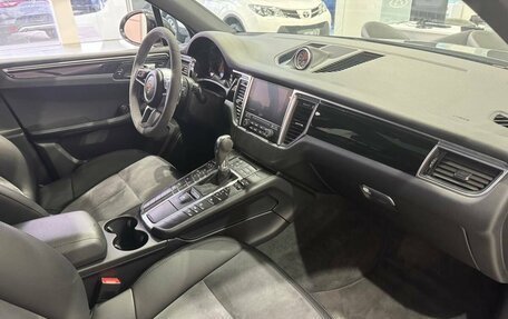 Porsche Macan I рестайлинг, 2018 год, 3 300 000 рублей, 12 фотография