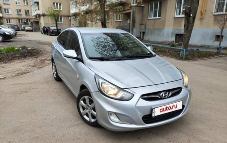 Hyundai Solaris II рестайлинг, 2012 год, 580 000 рублей, 1 фотография