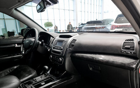 KIA Sorento II рестайлинг, 2017 год, 1 644 000 рублей, 13 фотография