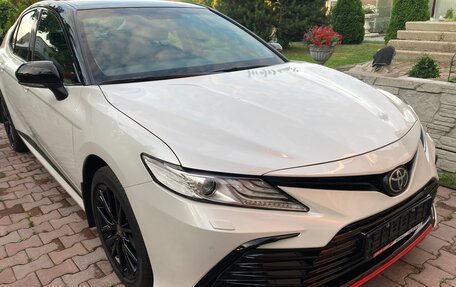 Toyota Camry, 2021 год, 5 500 000 рублей, 2 фотография