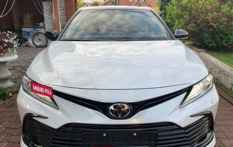 Toyota Camry, 2021 год, 5 500 000 рублей, 11 фотография