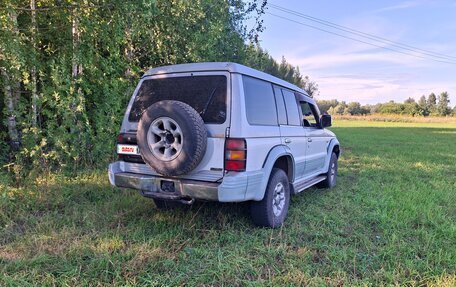 Mitsubishi Pajero III рестайлинг, 1995 год, 550 000 рублей, 2 фотография