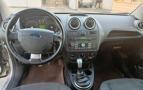 Ford Fiesta, 2006 год, 310 000 рублей, 10 фотография