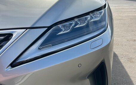 Lexus RX IV рестайлинг, 2020 год, 5 400 000 рублей, 12 фотография