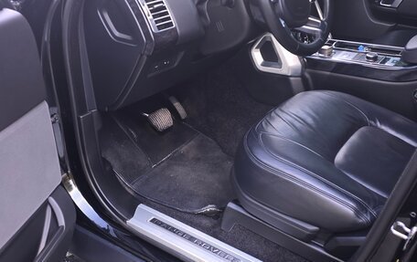 Land Rover Range Rover IV рестайлинг, 2021 год, 12 500 000 рублей, 9 фотография