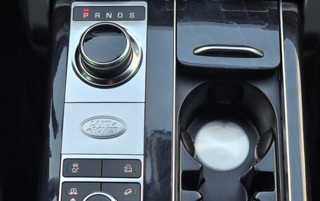 Land Rover Range Rover IV рестайлинг, 2021 год, 12 500 000 рублей, 16 фотография