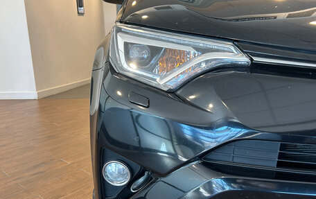 Toyota RAV4, 2018 год, 2 350 000 рублей, 7 фотография