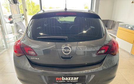 Opel Astra J, 2011 год, 840 000 рублей, 5 фотография
