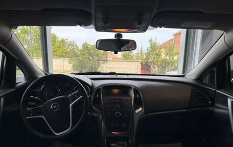 Opel Astra J, 2011 год, 840 000 рублей, 8 фотография