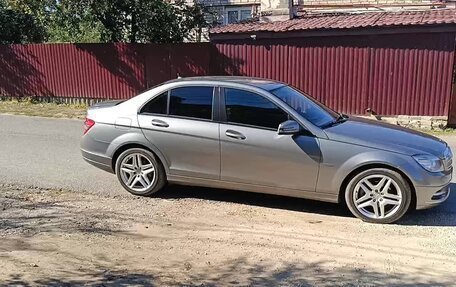 Mercedes-Benz C-Класс, 2010 год, 1 100 000 рублей, 4 фотография