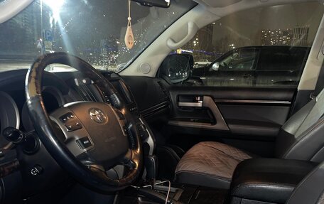 Toyota Land Cruiser 200, 2008 год, 2 500 000 рублей, 6 фотография