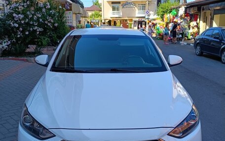 Hyundai Elantra VI рестайлинг, 2018 год, 1 350 000 рублей, 1 фотография