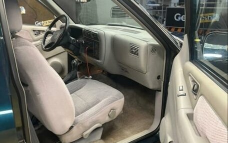 Chevrolet Blazer II рестайлинг, 1998 год, 599 000 рублей, 5 фотография