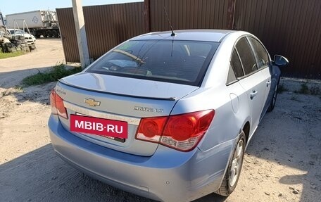 Chevrolet Cruze II, 2011 год, 650 000 рублей, 21 фотография