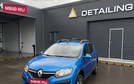 Renault Sandero II рестайлинг, 2015 год, 820 000 рублей, 1 фотография