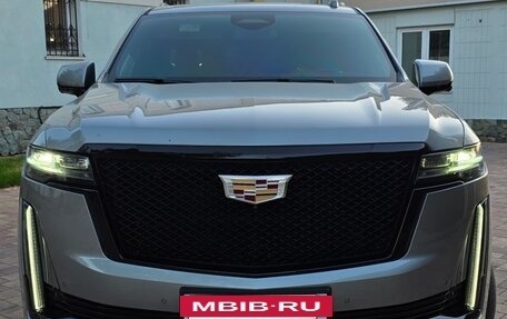 Cadillac Escalade V, 2023 год, 17 500 000 рублей, 3 фотография