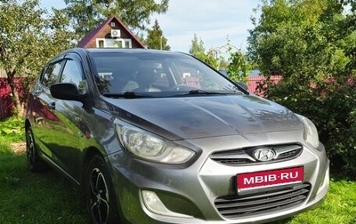 Hyundai Solaris II рестайлинг, 2012 год, 700 000 рублей, 1 фотография