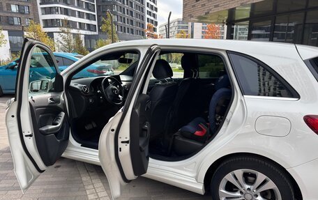 Mercedes-Benz B-Класс, 2015 год, 1 350 000 рублей, 12 фотография