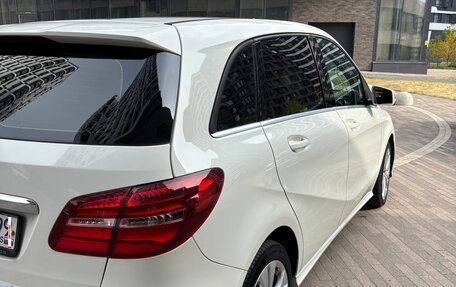Mercedes-Benz B-Класс, 2015 год, 1 350 000 рублей, 25 фотография