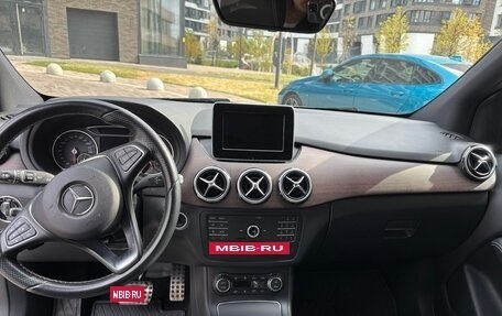 Mercedes-Benz B-Класс, 2015 год, 1 350 000 рублей, 14 фотография