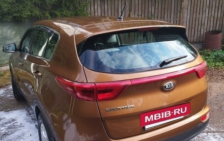KIA Sportage IV рестайлинг, 2016 год, 1 750 000 рублей, 5 фотография
