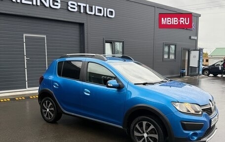 Renault Sandero II рестайлинг, 2015 год, 820 000 рублей, 2 фотография