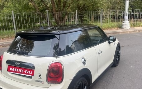 MINI Hatch, 2017 год, 1 999 000 рублей, 3 фотография