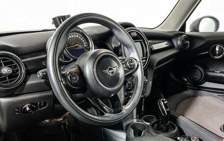 MINI Hatch, 2019 год, 1 997 000 рублей, 13 фотография