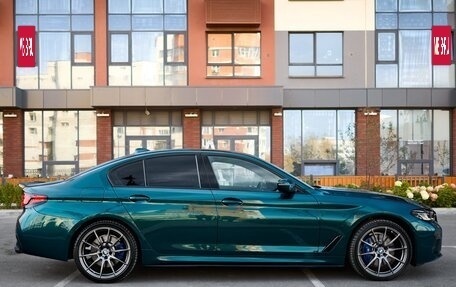BMW 5 серия, 2021 год, 5 700 000 рублей, 2 фотография