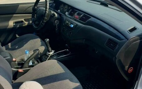 Mitsubishi Lancer IX, 2005 год, 670 000 рублей, 12 фотография